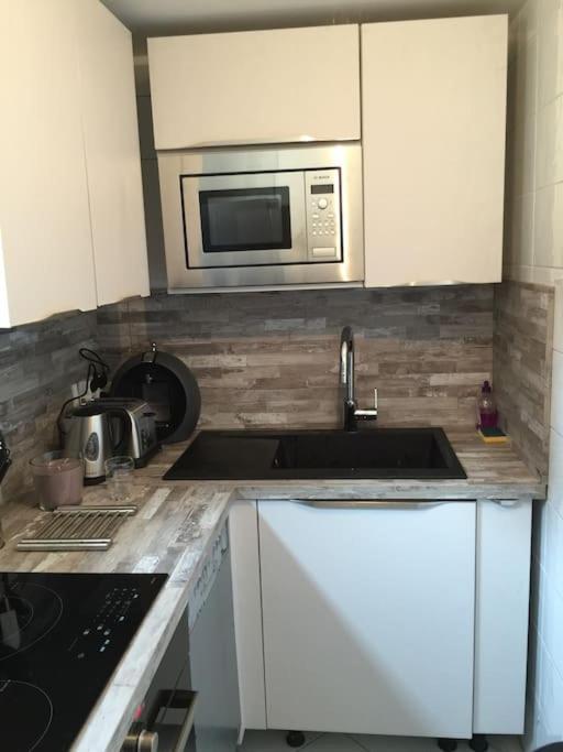 Appartement Duplex Pres Des Champs-elysees Paris